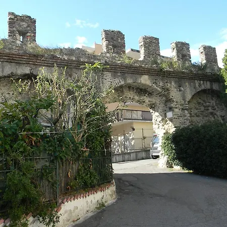 Vecchie Mura Varazze