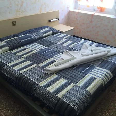 Πανσιόν Vecchie Mura Varazze